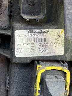 Freightliner Cascadia 125 Engine Control Module (ECM)