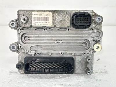 Detroit DD15 Engine Control Module (ECM) for a 2018 Freightliner Cascadia 125