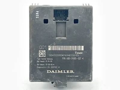Freightliner Cascadia 113 Engine Control Module (ECM)
