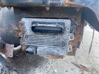 Freightliner Cascadia 125 Engine Control Module (ECM)