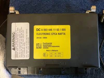 Freightliner Cascadia 125 Engine Control Module (ECM)