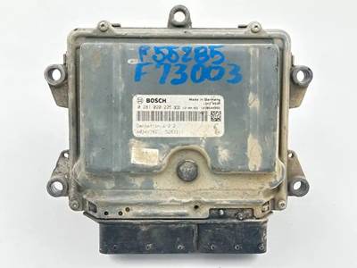 Freightliner Cascadia 125 Engine Control Module (ECM)