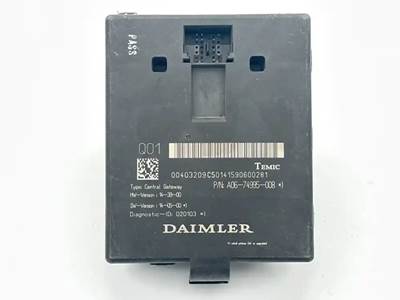 Freightliner Cascadia 125 Engine Control Module (ECM)