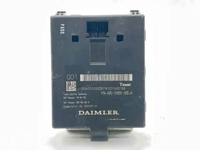 Freightliner Cascadia 125 Engine Control Module (ECM)