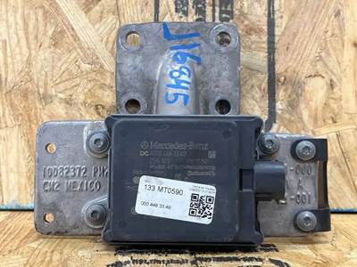 Freightliner Cascadia 126 Engine Control Module (ECM)