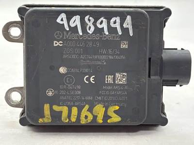Freightliner Cascadia 126 Engine Control Module (ECM)