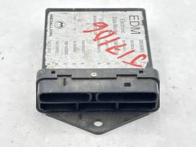 Freightliner FLD120 Engine Control Module (ECM)