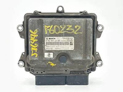 Freightliner M2 106 Engine Control Module (ECM)