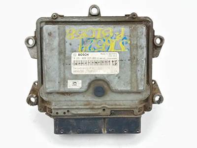 Kenworth T800 Engine Control Module (ECM)
