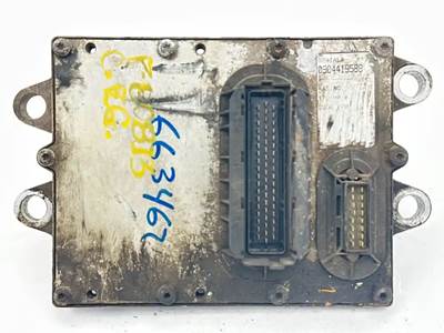 Mercedes-Benz MBE 900 Engine Control Module (ECM) for a 2005 Freightliner MT45 Chassis