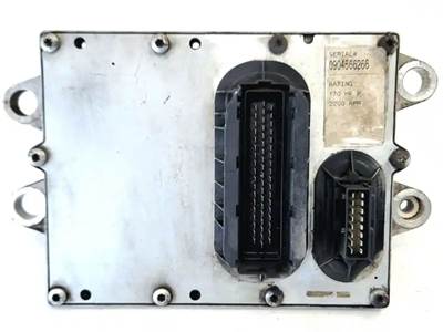 Mercedes-Benz MBE 900 Engine Control Module (ECM) for a 2007 Freightliner MT45 Chassis