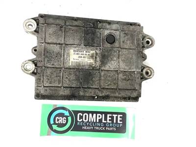 Mercedes-Benz OM906LA Engine Control Module (ECM)