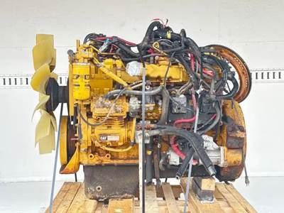 Caterpillar C7 Engine Core for a 2006 Freightliner M2 106