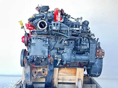 Cummins ISB 6.7L Engine Core for a Freightliner M2 106
