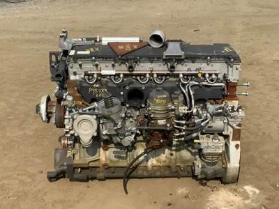 Detroit DD13 Engine Core