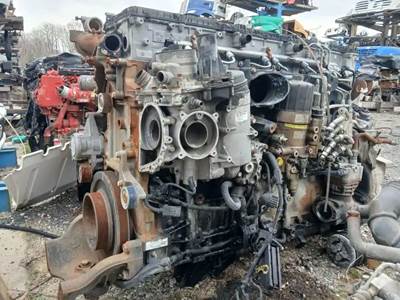 Detroit DD13 Engine Core