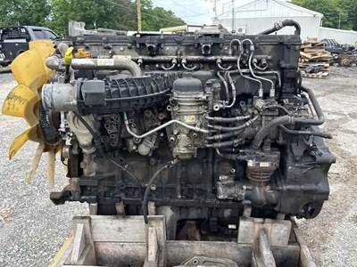 Detroit DD13 Engine Core