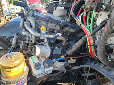 Detroit DD13 Engine Core for a 2019 Freightliner Cascadia 116 Day Cab