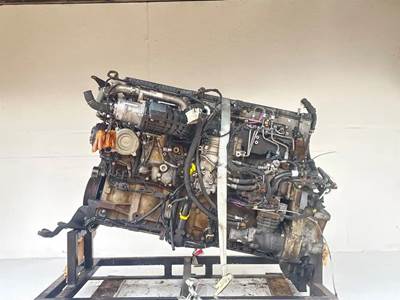 Detroit DD15 Engine Core for a 2019 Freightliner Cascadia 126