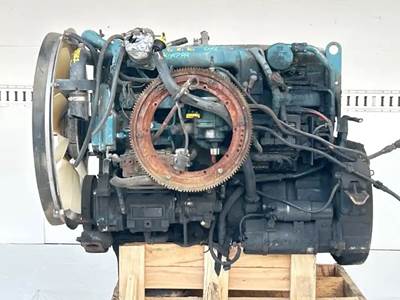 International DT466 Engine Core for a 2006 International 4300
