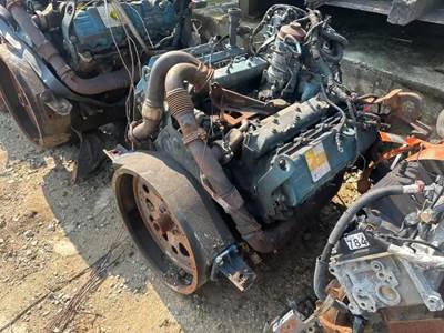 International VT365 Engine Core