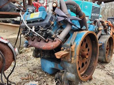 International VT365 Engine Core