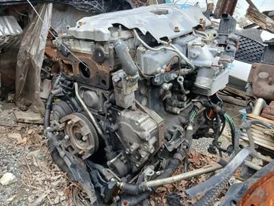 Mitsubishi 4M50-3AT8 Engine Core