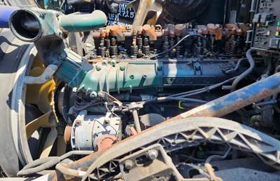 Volvo D13 Engine Core for a 2013 Volvo VNL