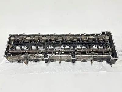 Detroit DD15 Engine Part for a 2014 Freightliner Cascadia 125