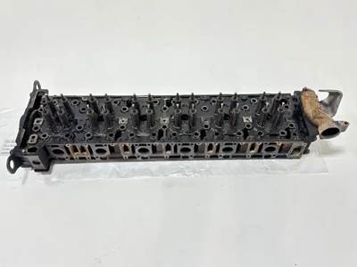 Detroit DD15 Engine Part for a 2014 Freightliner Cascadia 125