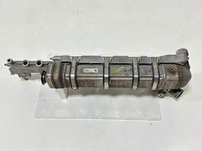 Detroit DD15 Engine Part for a 2017 Freightliner Cascadia
