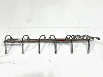 Detroit DD15 Engine Part for a 2015 Freightliner Cascadia 125