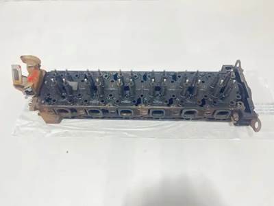 Detroit DD15 Engine Part for a 2016 Freightliner Cascadia 125