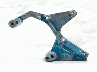 International DT466 Engine Part for a 2002 International 4700