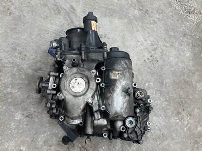 Detroit DD15 Engine Oil Cooler for a 2014 Freightliner Cascadia 125