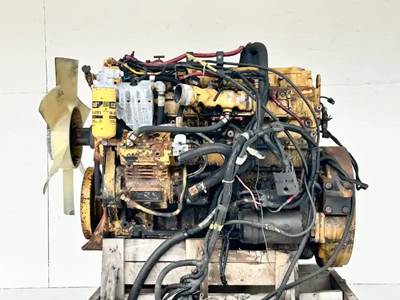 Caterpillar 3126 Engine for a 2004 Freightliner M2 106