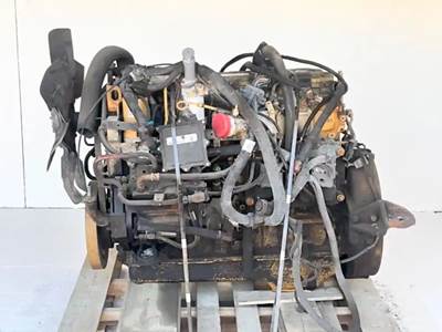 Caterpillar 3126 Engine for a 2000 GMC C7500