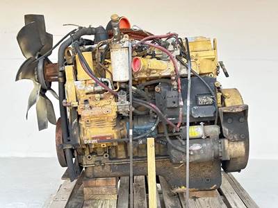 Caterpillar 3126 Engine for a 2002 Freightliner CONDOR LOW CAB FORWARD