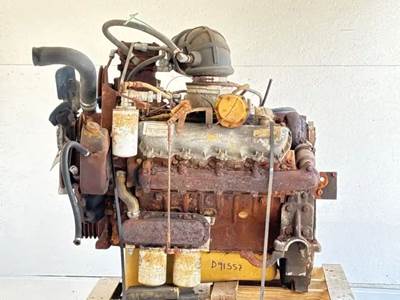 Caterpillar 3208 Engine for a 1987 Ford 8000