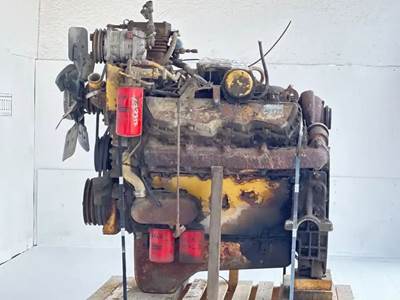 Caterpillar 3208 Engine for a 1988 Ford 8000