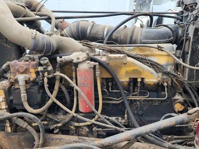 Caterpillar 3406 Engine for a 1990 Peterbilt 379