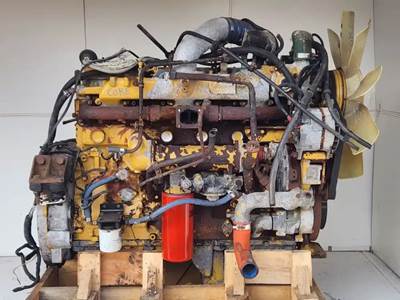 Caterpillar C10 Engine for a 1999 Freightliner FLD112SD