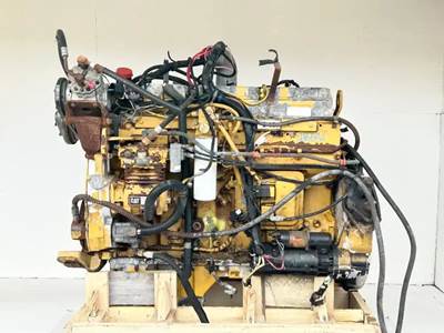 Caterpillar C10 Engine for a 1999 International F-2674 SBA
