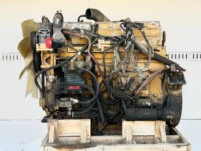 Caterpillar C12 Engine for a 2000 Freightliner Century Class 12