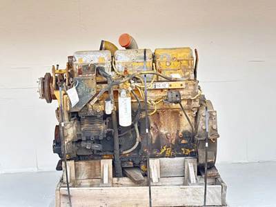 Caterpillar C12 Engine for a 2001 Peterbilt 378