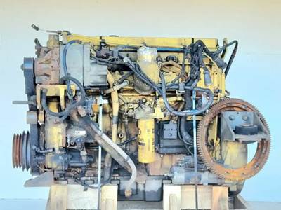 Caterpillar C13 Engine for a 2006 Mci D4500