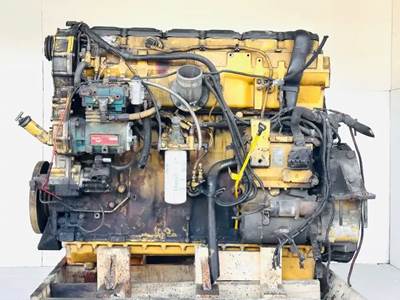 Caterpillar C15 Engine for a 2001 Peterbilt 379