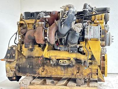 Caterpillar C15 Engine for a 2006 Peterbilt 379