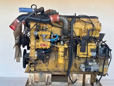 Caterpillar C15 Engine for a 2001 Kenworth W900