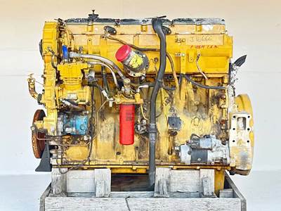 Caterpillar C15 Engine for a 2006 Western Star 4900 FA
